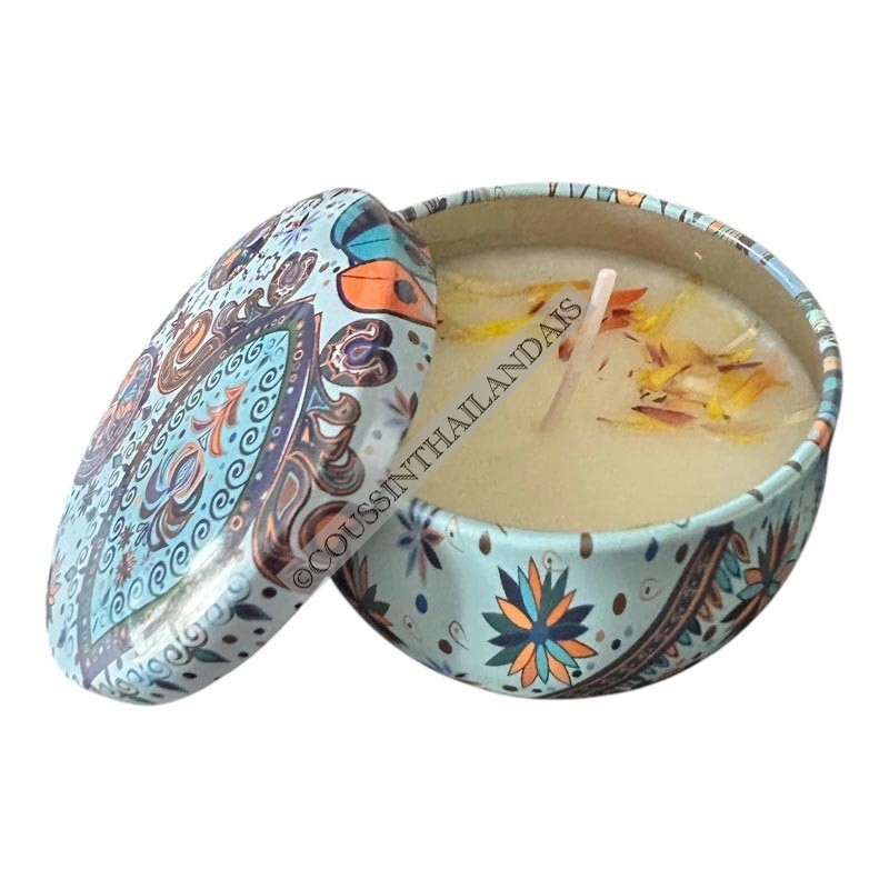 Gardenia scented candle