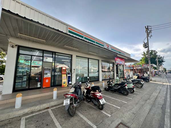 Façade d’un 7-Eleven en Thaïlande à Bangkok
