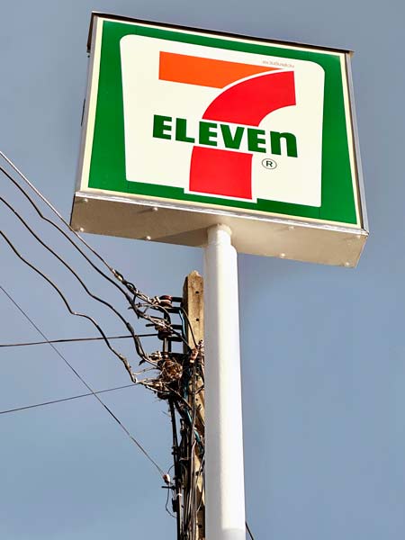 enseigne 7-Eleven en Thaïlande à Bangkok
